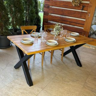 Jídelní stůl XAVIER #stul #stůl #nábytek #nabytek #masivninabytek #vybavenidomu #originalnidesign #design #drevenynabytek...
